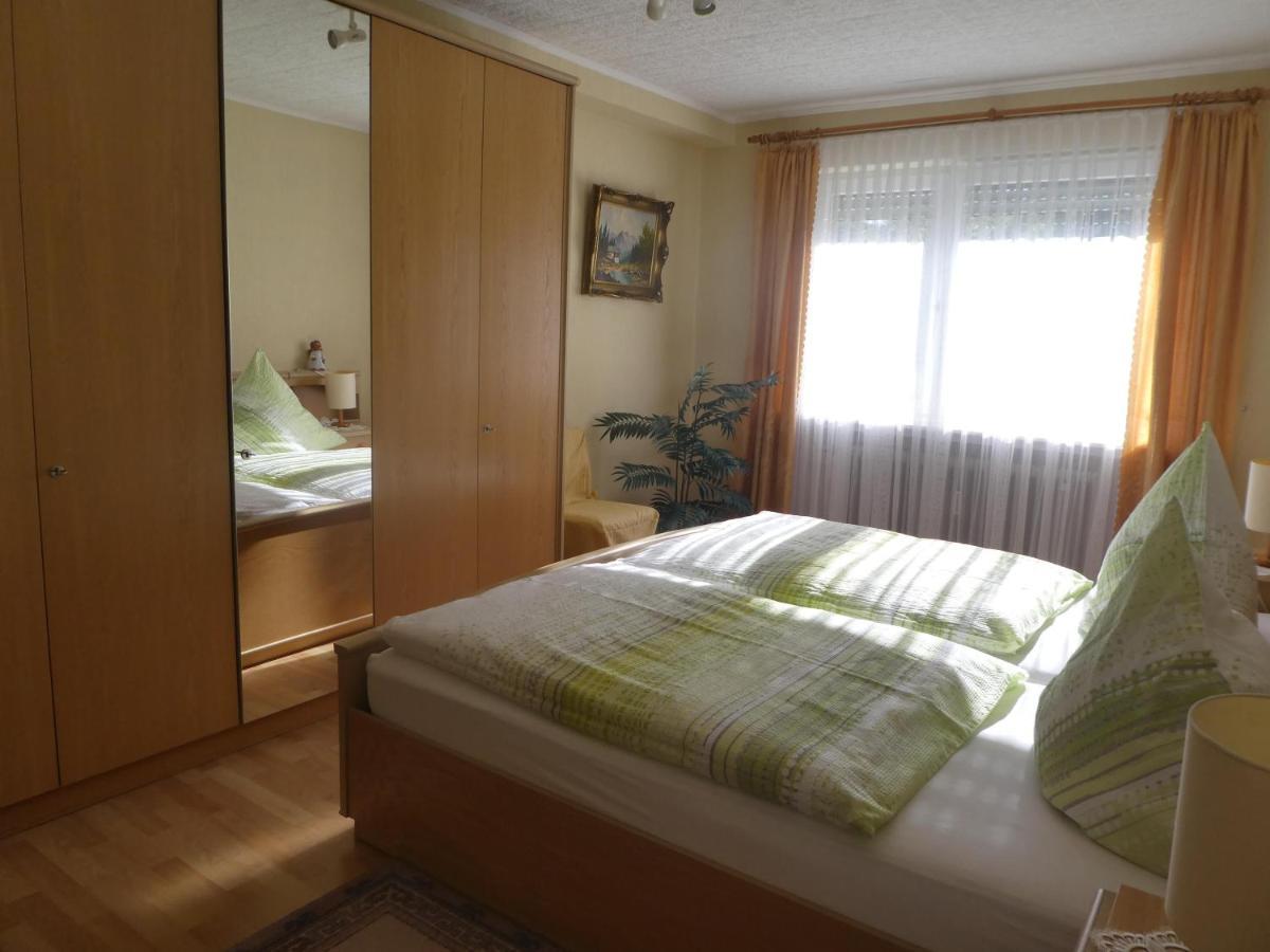 Ferienwohnung Fuelbier Oberzissen Bagian luar foto